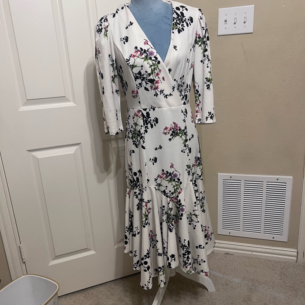 Nwt Maison Tara Floral Dress Size 8